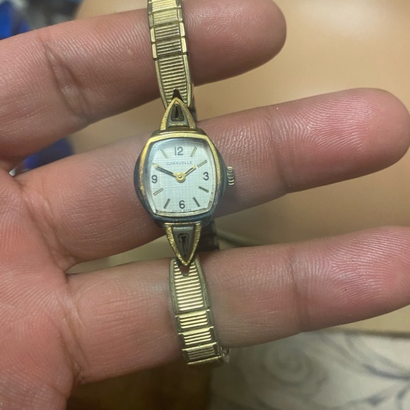 Vintage Caravelle by Bulova ladies gold tone watch Art Deco - Picture 1 of 2